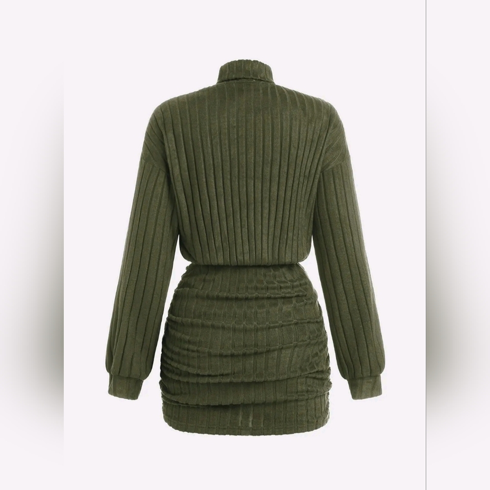 Women's Ruched Drop Shoulder Long Sleeve High Neck Dress- NEW!!! Size MEDIUM** - Picture 2 of 16